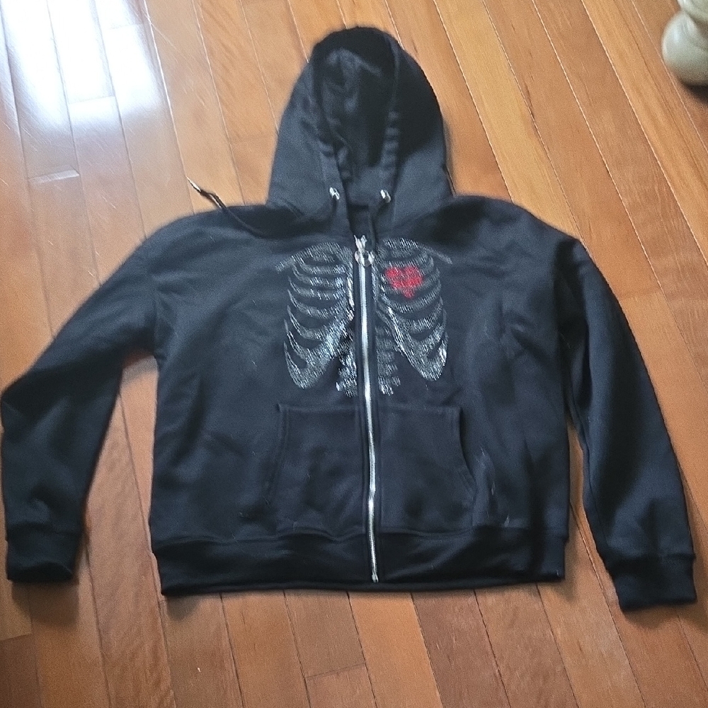 ROMWE Black and Red Graphic Oversized Hoodie